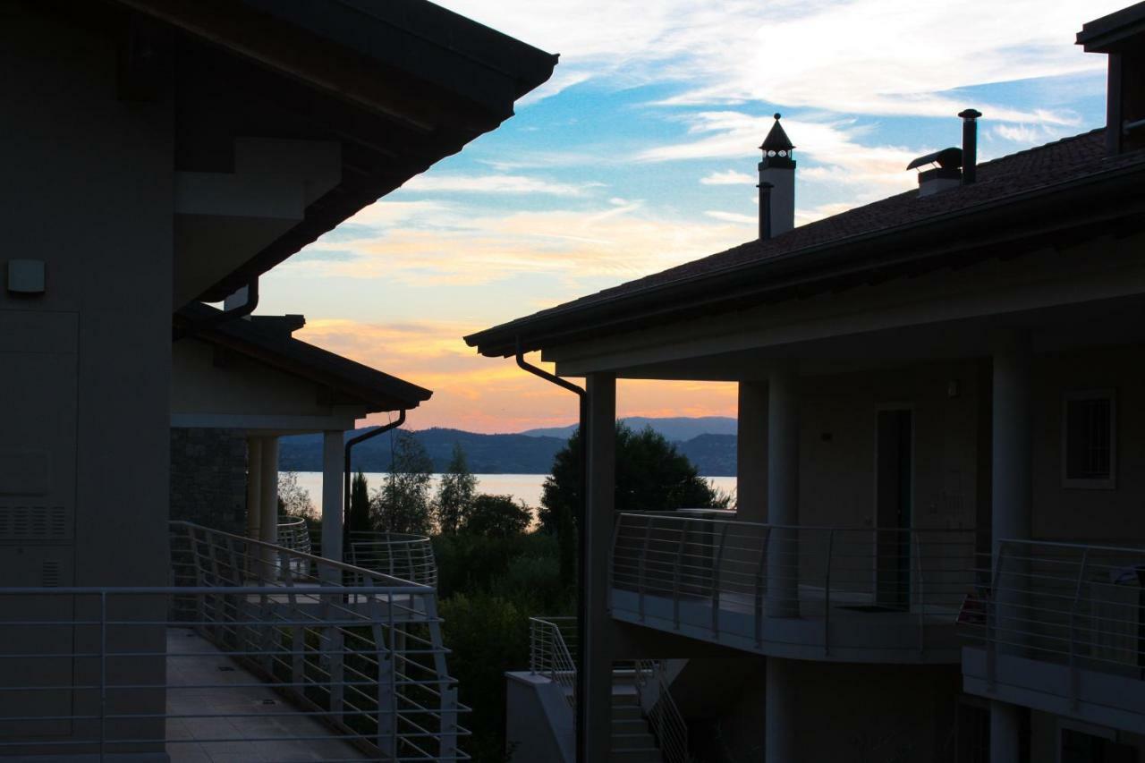 Sky Fort Garda View Sirmione Dış mekan fotoğraf